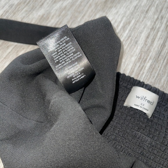 Aritzia Wilfred Ibiza Bustier (Cropped Top) (black matching pants) - Picture 8 of 9